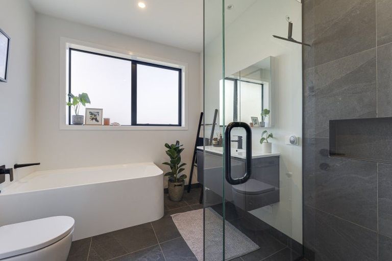 Photo of property in 6 Woodpecker Street, Lake Hawea, Wanaka, 9382