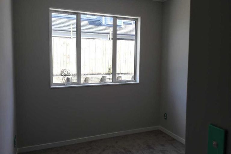 Photo of property in 12 Will Street, Huapai, Kumeu, 0810