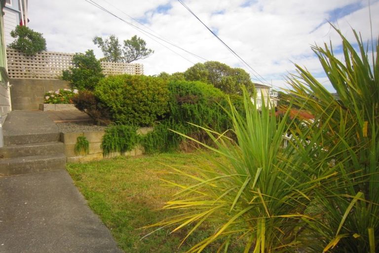 Photo of property in 21 Dorking Road, Brooklyn, Wellington, 6021