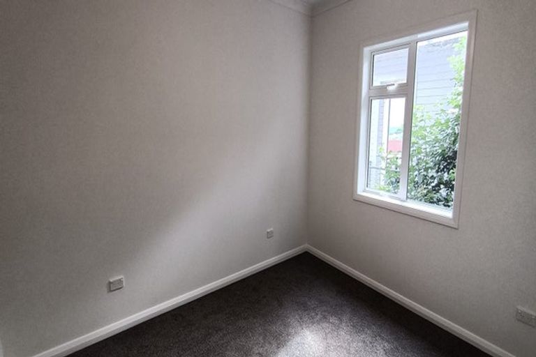 Photo of property in 3 Thomson Street, Lookout Point, Dunedin, 9011