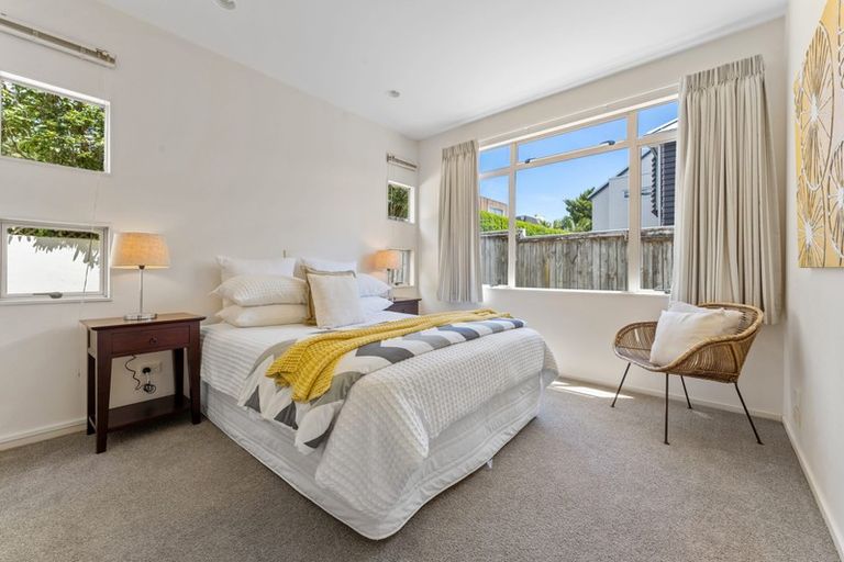 Photo of property in 1/3 Sylvan Park Avenue, Milford, Auckland, 0620