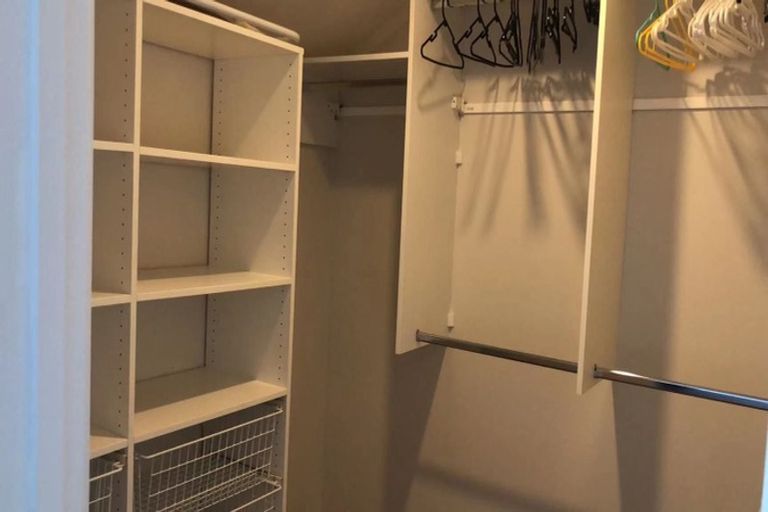 Photo of property in 2 Mellons Bay Road, Howick, Auckland, 2014