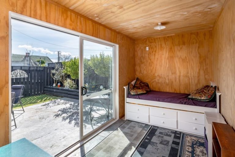 Photo of property in 32 Victoria Street, Carterton, 5713