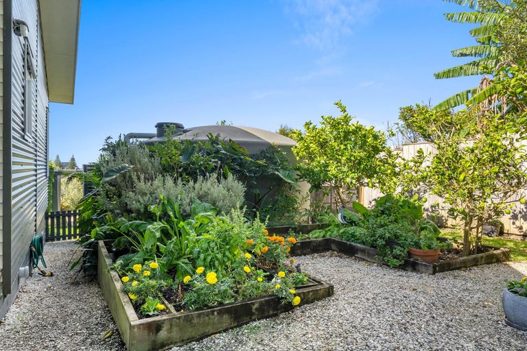 Photo of property in 79 Hauraki Road, Leigh, Warkworth, 0985