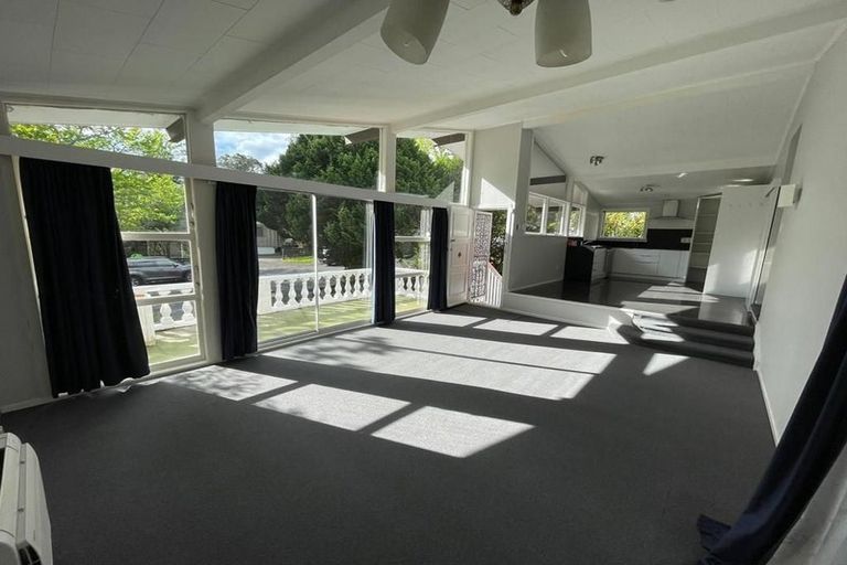 Photo of property in Tuscany Towers, 3/1 Ambrico Place, New Lynn, Auckland, 0600