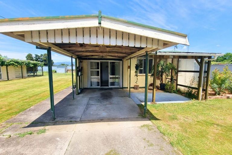 Photo of property in 374 Abel Tasman Drive, Motupipi, Takaka, 7183