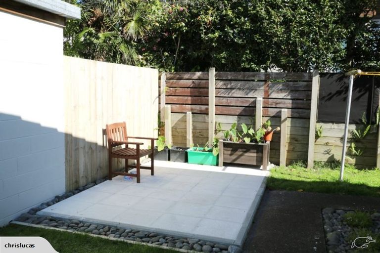 Photo of property in 30 Chartwell Avenue, Glenfield, Auckland, 0629