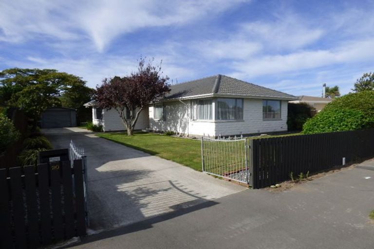 Photo of property in 20 Royal Park Drive, Parklands, Christchurch, 8083