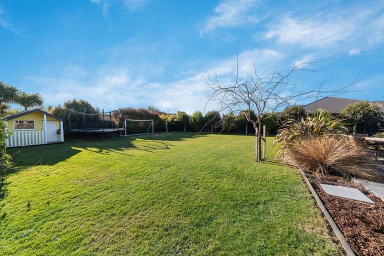 Photo of property in 27 Cameron Crescent, Rolleston, 7614