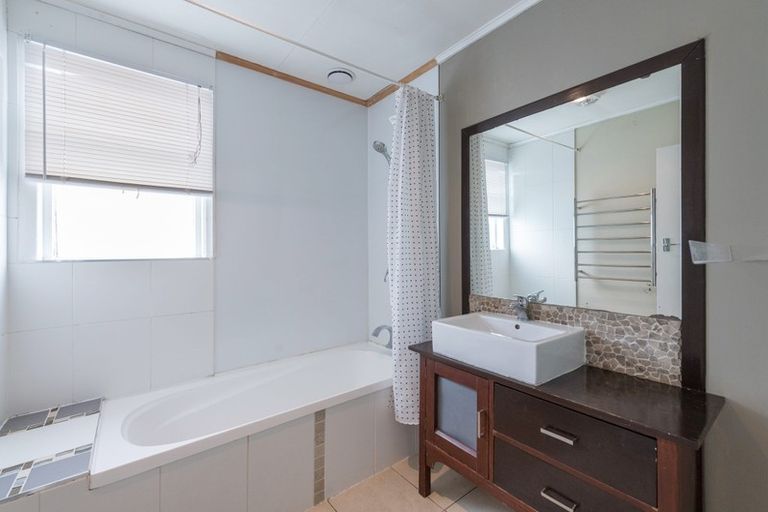 Photo of property in 1a Clay Street, Motueka, 7120