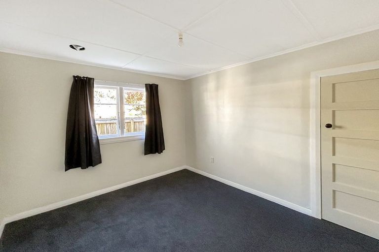 Photo of property in 304 Featherston Street, Palmerston North, 4410