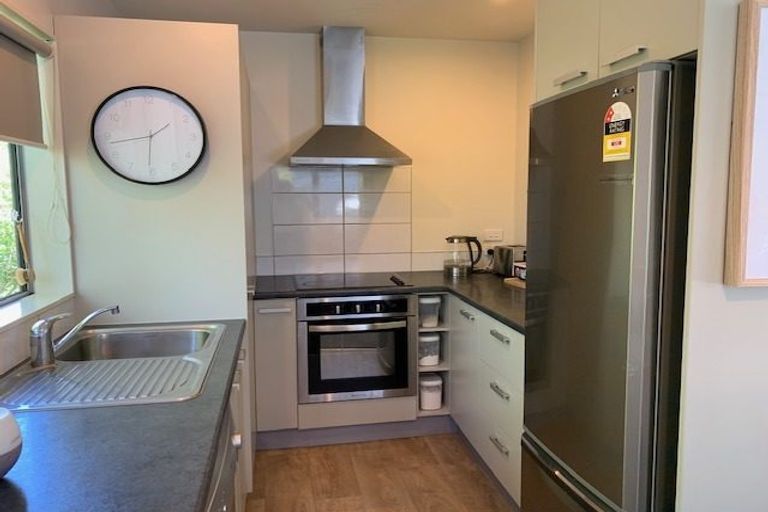 Photo of property in 12a Withers Road, Glen Eden, Auckland, 0602