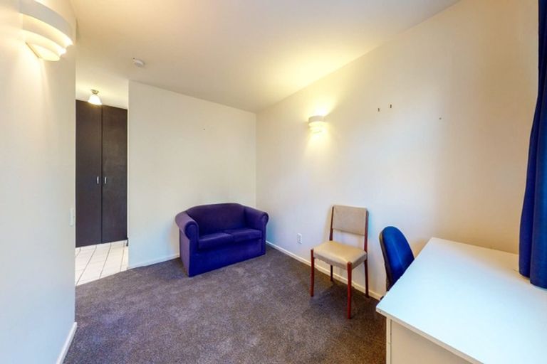 Photo of property in Parkland Flats, 3/51 Adams Terrace, Kelburn, Wellington, 6021