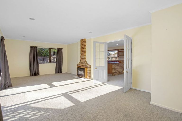 Photo of property in 21 Cedar Drive, Paraparaumu Beach, Paraparaumu, 5032