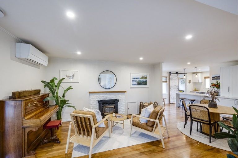 Photo of property in 47 Iona Road, Havelock North, 4130