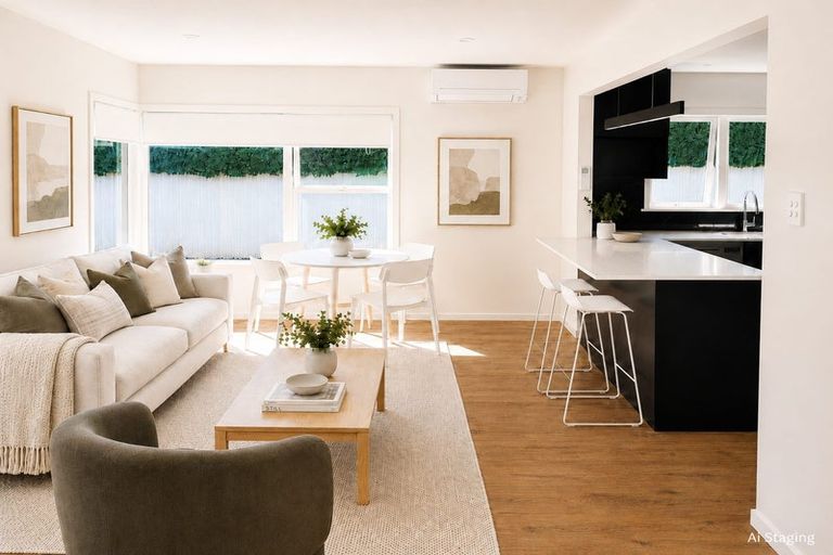 Photo of property in 1/3a First Avenue, Stanley Point, Auckland, 0624