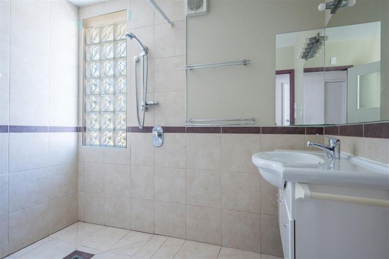 Photo of property in 2/6 Synagogue Lane, Nelson, 7010