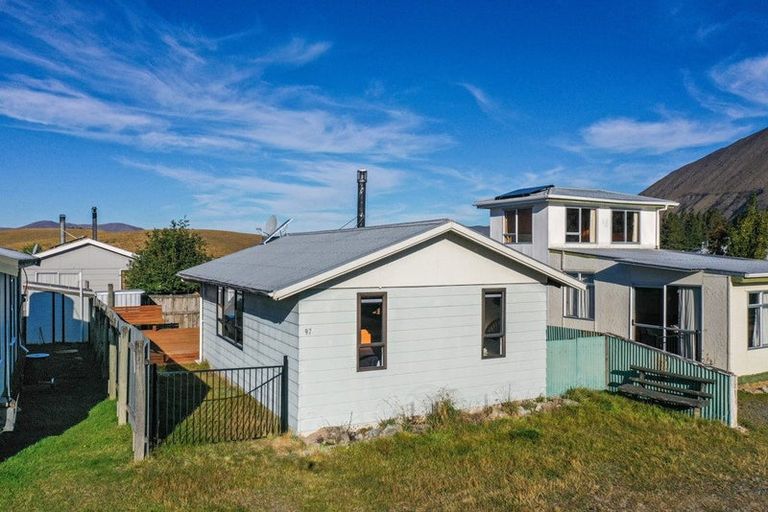 Photo of property in 97 Two Thumbs Street, Ashburton Lakes, Mount Somers, 7771