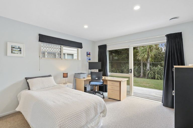 Photo of property in 73 Te Wharau Drive, Greenhithe, Auckland, 0632