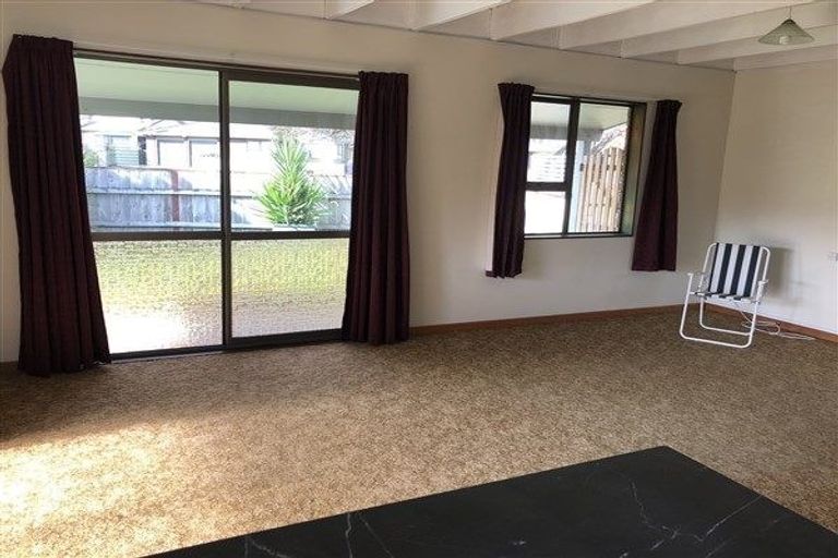 Photo of property in 1 Baton Place, Highbury, Palmerston North, 4412