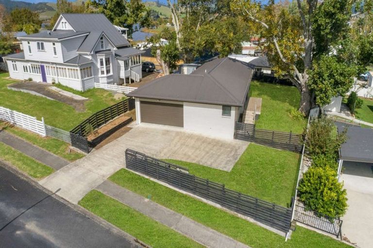 Photo of property in 22 Harlock Place, Huntly, 3700