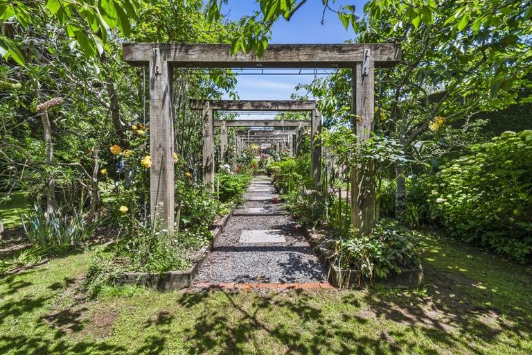 Photo of property in 89 Lea Grove, Levin, 5572