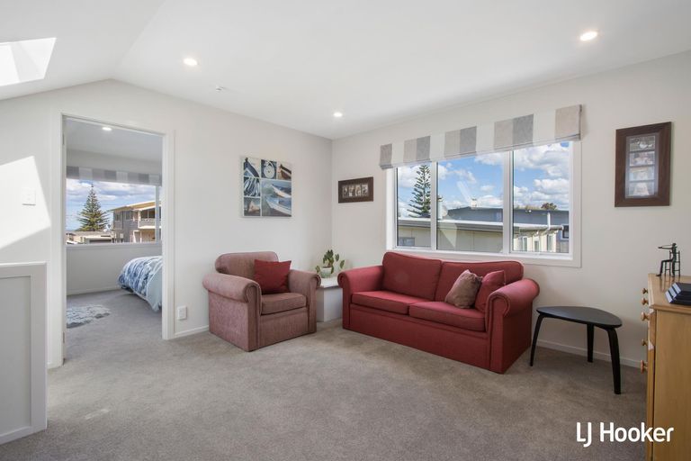 Photo of property in 7 Wallnutt Avenue, Waihi Beach, 3611