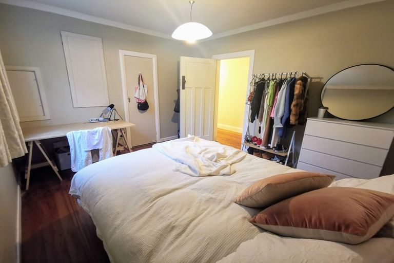 Photo of property in 1/17 Clifton Terrace, Kelburn, Wellington, 6012