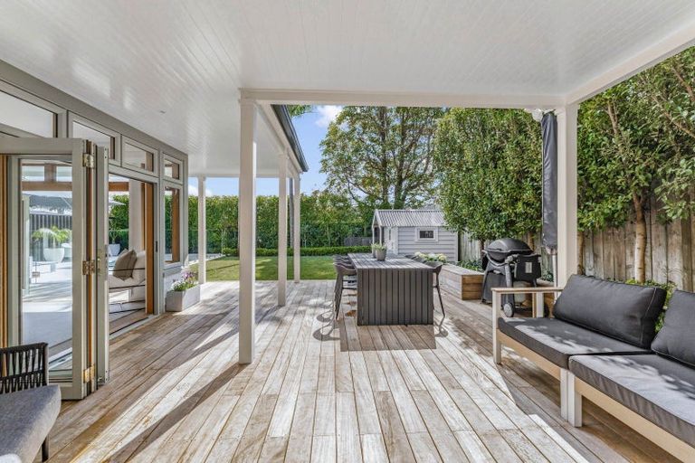 Photo of property in 2a Egremont Street, Belmont, Auckland, 0622