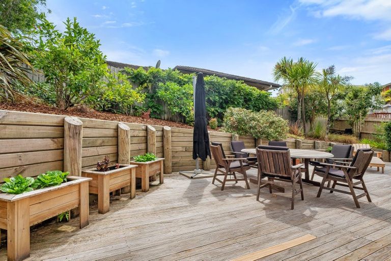 Photo of property in 6 Carol Lee Place, Albany Heights, Auckland, 0632