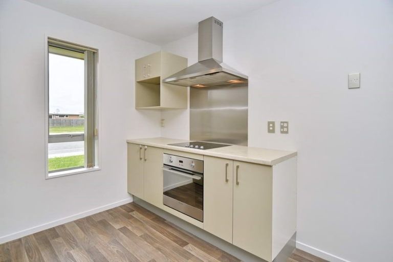 Photo of property in 48 Acacia Avenue, Rangiora, 7400