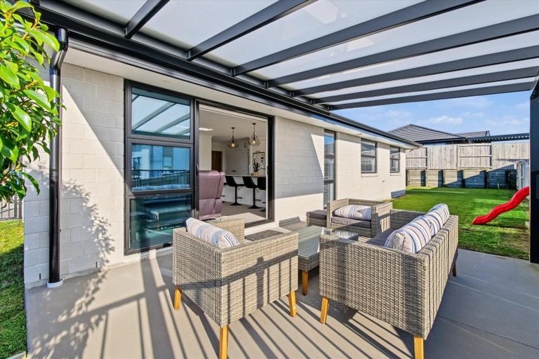 Photo of property in 8 Gaynor Way, Te Puke, 3119