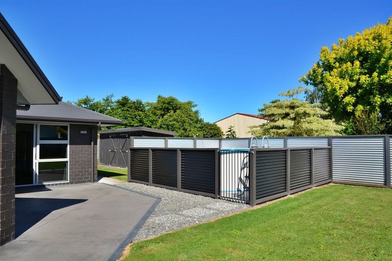 Photo of property in 14 Allendale Place, Morrinsville, 3300