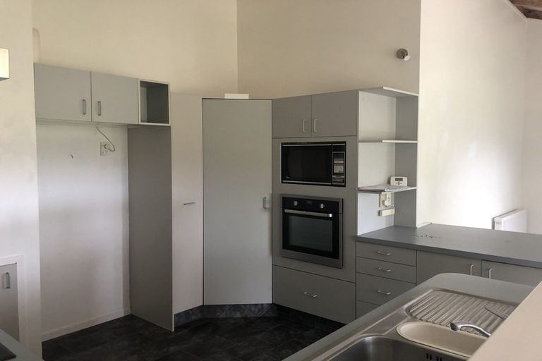 Photo of property in 949 East Coast Road, Torbay, Auckland, 0630