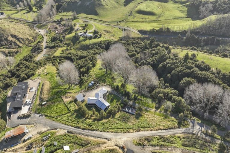 Photo of property in Hedgeley Road, Eskdale, Napier, 4182