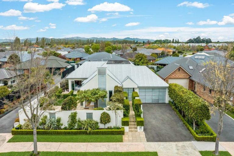 Photo of property in 24 Crombie Green, Northwood, Christchurch, 8051