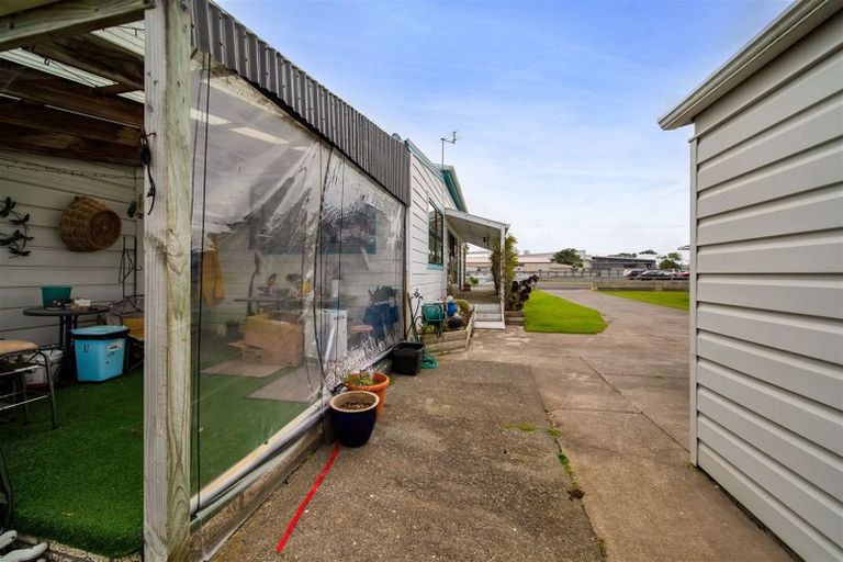 Photo of property in 30 Caledonia Street, Hawera, 4610