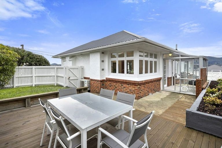 Photo of property in 15 Shandon Road, Vauxhall, Dunedin, 9013