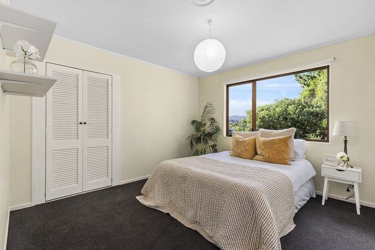 Photo of property in 11 The Anchorage, Whitby, Porirua, 5024