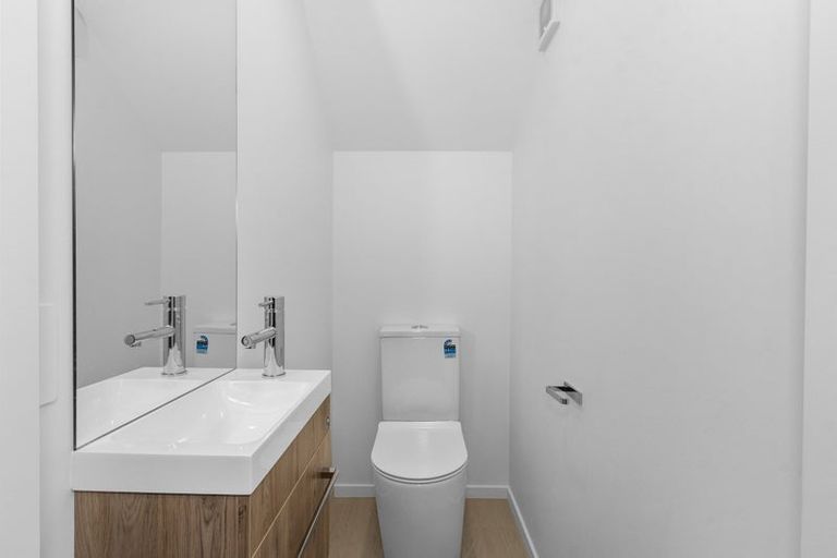 Photo of property in 2/49 Laurence Street, Waltham, Christchurch, 8011