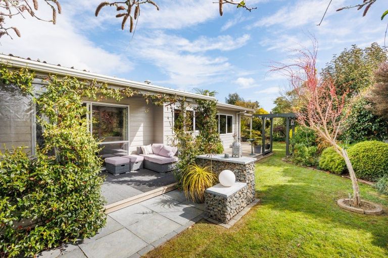 Photo of property in 27 Norfolk Crescent, Feilding, 4702