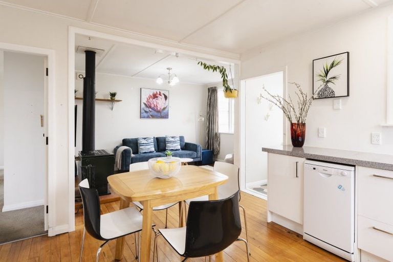 Photo of property in 55 Murray Street, Kew, Dunedin, 9012