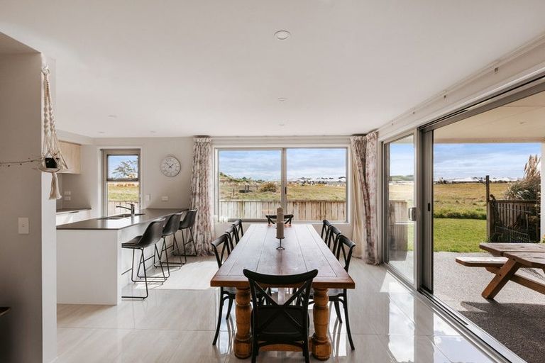 Photo of property in 26 Franks Way, Papamoa Beach, Papamoa, 3118