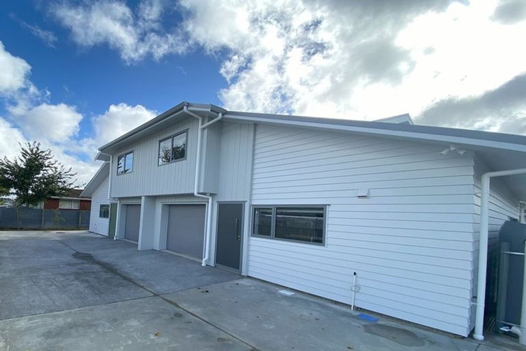 Photo of property in 16 Martin Street, Palmerston North, 4414