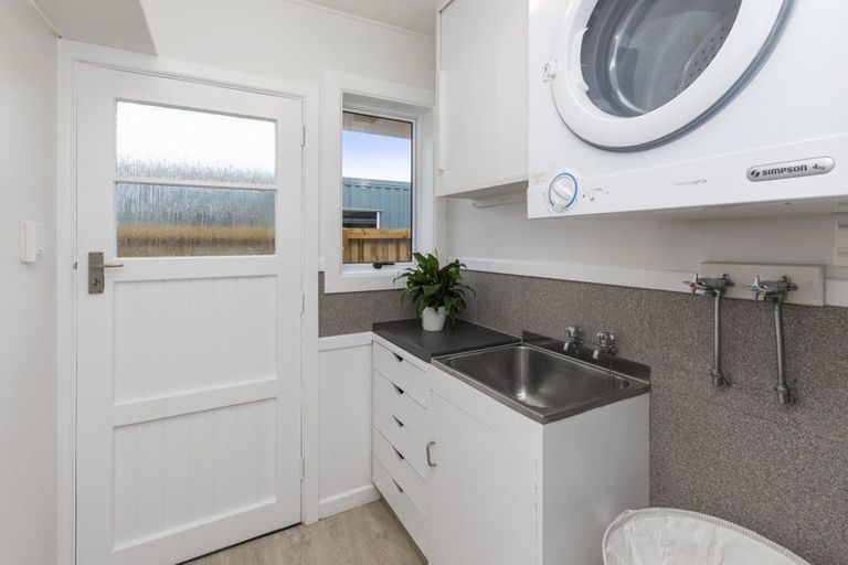 Photo of property in 16 Pine Avenue, New Brighton, Christchurch, 8061