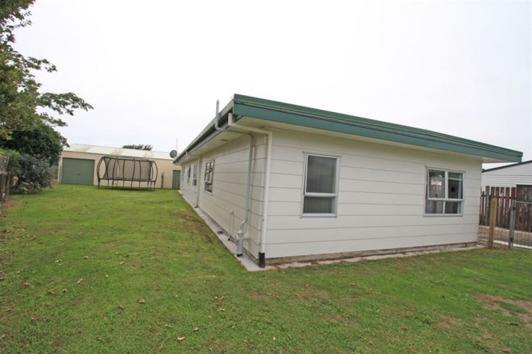 Photo of property in 16b Trimble Place, Bell Block, New Plymouth, 4312