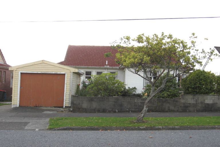 Photo of property in 13 Grierson Street, Naenae, Lower Hutt, 5011