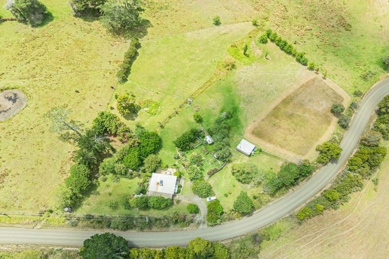 Photo of property in 726 Puketitoi Road, Titoki, Whangarei, 0172