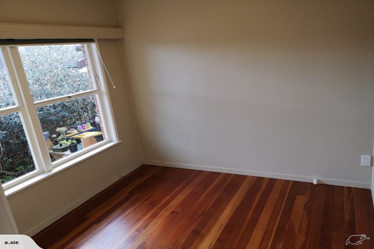 Photo of property in 4/43 Shakespeare Road, Milford, Auckland, 0620