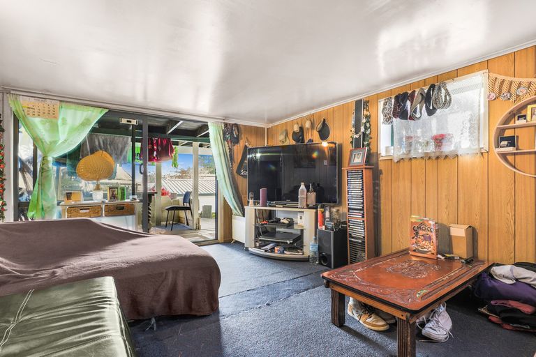 Photo of property in 35 Ryburn Road, Mount Wellington, Auckland, 1062